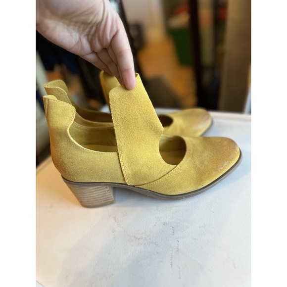 New Anthropology Antelope N47 Cage Suede Heel Boot In Mustard Size 39 - Picture 1 of 9